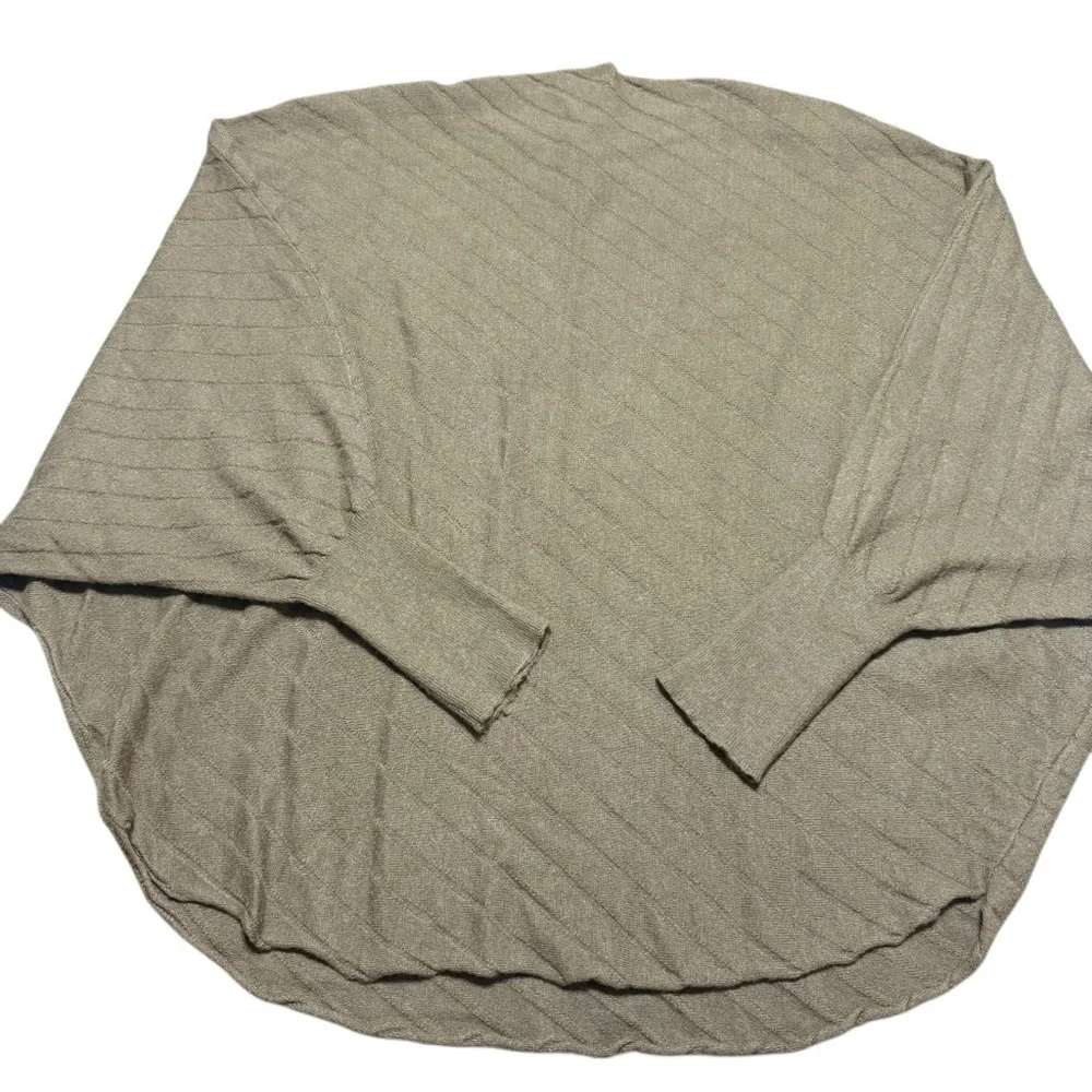Kerisma | Lightweight Batwing Crewneck Sweater in Olive | Sz S/M